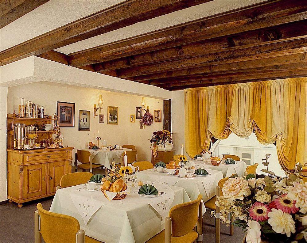 Hotel Garni Haus Hindenburg ケーニッヒスヴィンター エクステリア 写真